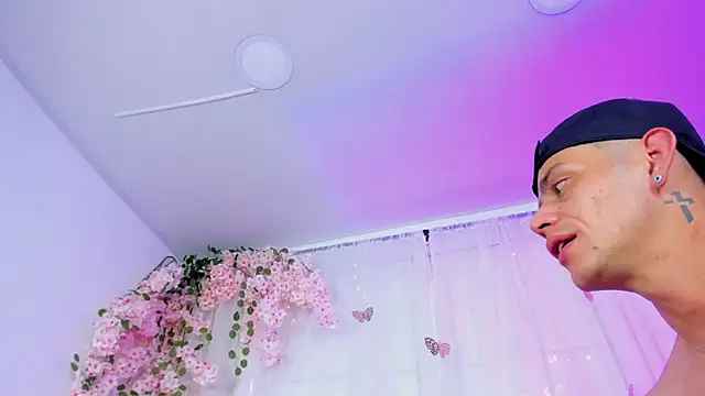 Bonny_and_carrot's cam snapshot