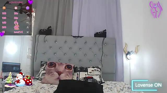 KarolLewys's cam snapshot