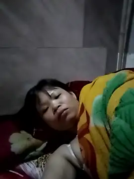 LinhNa999's cam snapshot