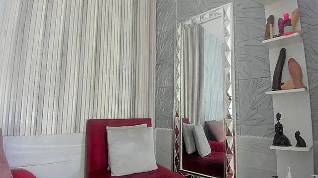 BriannaChelsea live sex cam