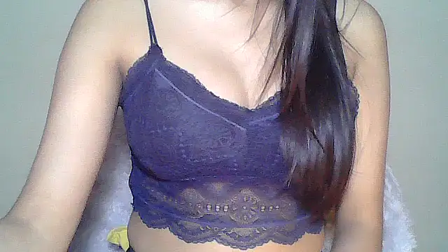 Naughty_Nayra's cam snapshot