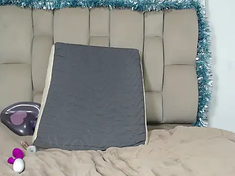 amy_swann's cam snapshot