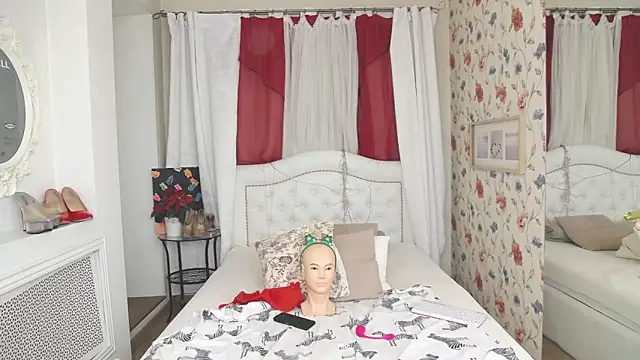 SilviaHart's cam snapshot