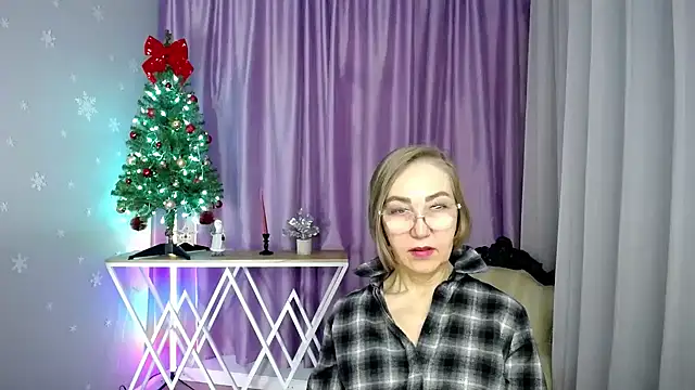 queen_a_n_i's cam snapshot