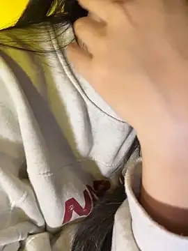 Uyennii02's cam snapshot