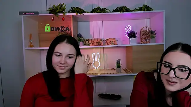 alia_skay's cam snapshot