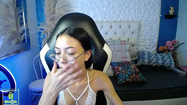 NathaliaSweet_11's cam snapshot