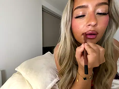 Laceyvipx's cam snapshot