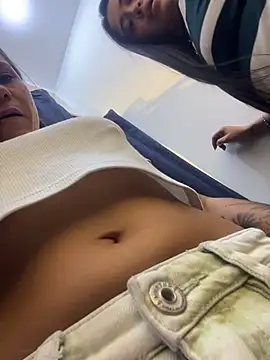 ReggieG's cam snapshot