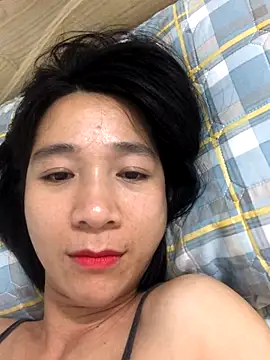 Elly-y's cam snapshot