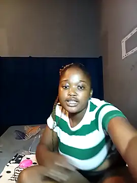 FREAKBARBIE02's cam snapshot