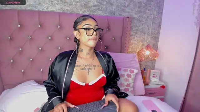 Mia_Jansen live sex cam