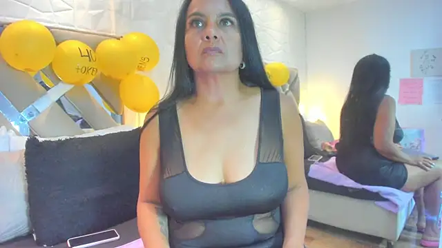 raquell_moore's cam snapshot