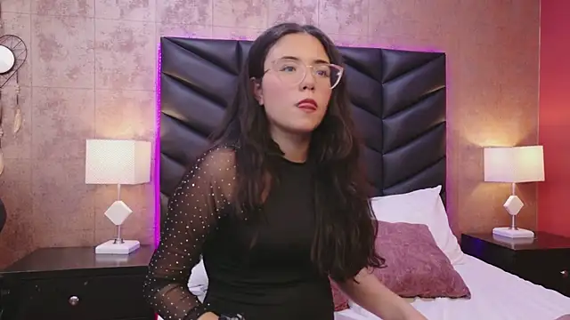 ScarlettPetrova's cam snapshot