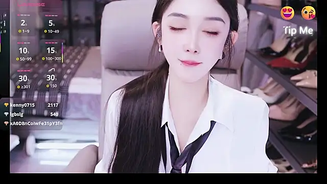 Liora-'s cam snapshot