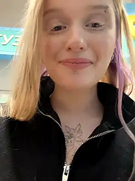 ann_ewu's cam snapshot