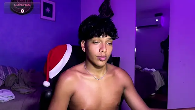 Xander_bonnet1's cam snapshot