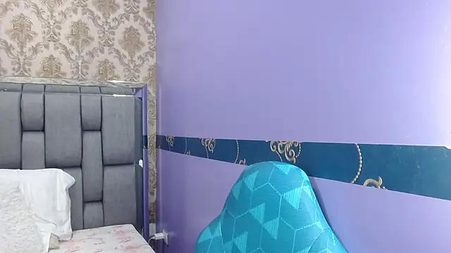 Kerly_Doll live sex cam