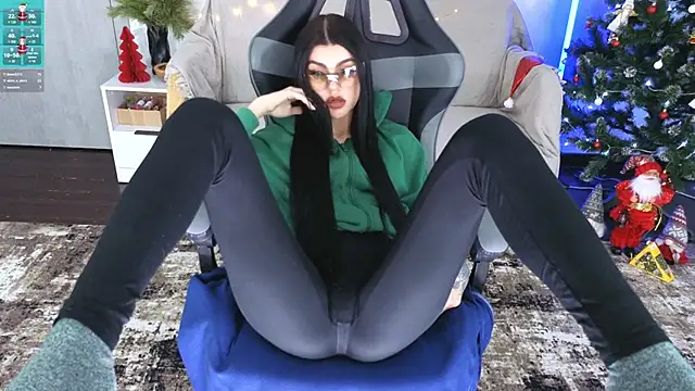 Tiffany_lab's cam snapshot