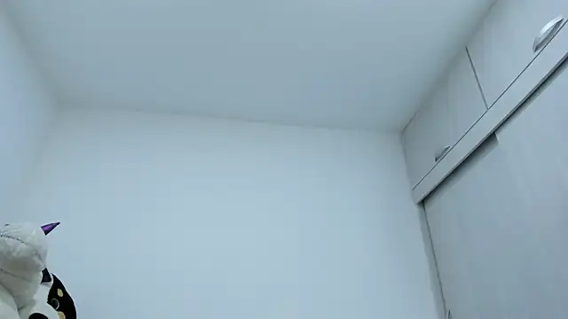 Amelia_Debora_Antonella live sex cam