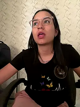 Val12777 live sex cam