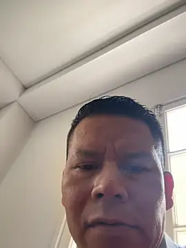 Manu0586 live sex cam