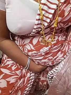 Tamil_Ammani's cam snapshot