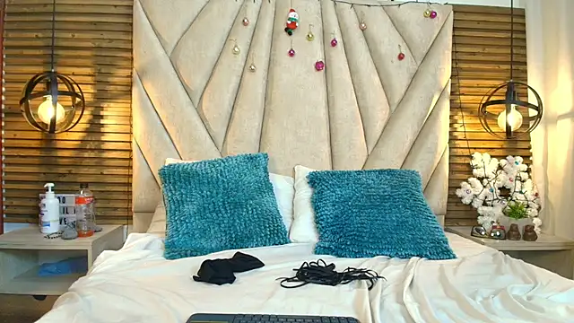 Sharom_Aroom's cam snapshot