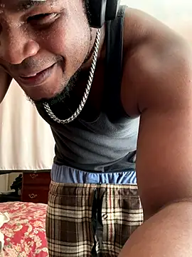 KeYBuMp323 live sex cam