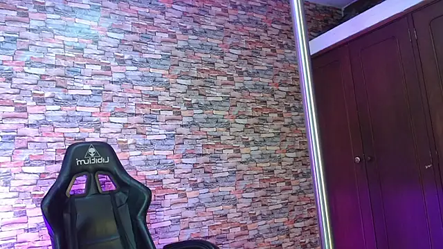 phoebe181's cam snapshot