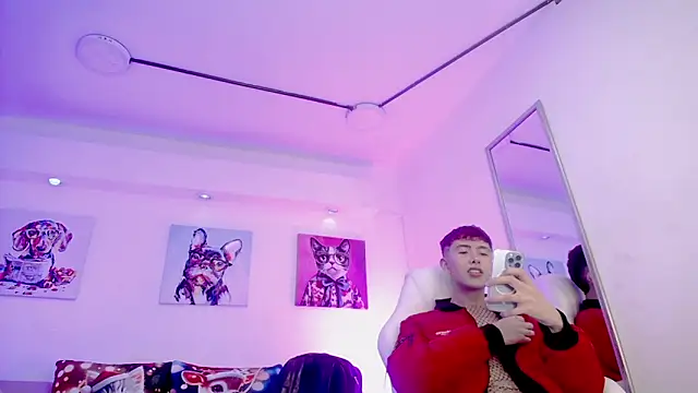 Noah_Xitruxx live sex cam