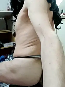 JOHANNA9MOI02 live sex cam