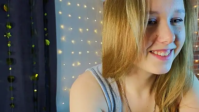 VoidElaris's cam snapshot