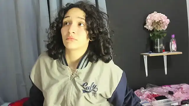 TeensNews18's cam snapshot