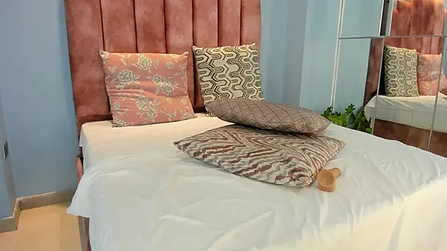 lou_rosse_'s cam snapshot