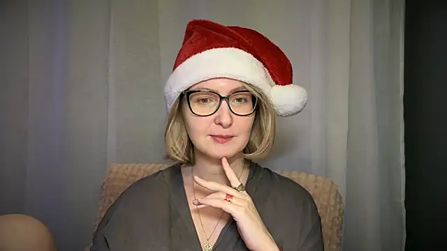 Kira_Elve's cam snapshot