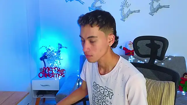 yulian_vasquez's cam snapshot