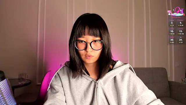 juliastapes_'s cam snapshot