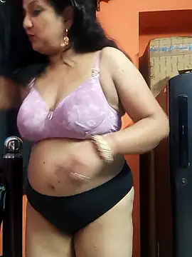 horny_lizia's cam snapshot