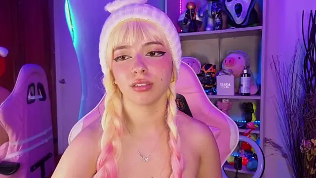 EmilyMiller_ live sex cam