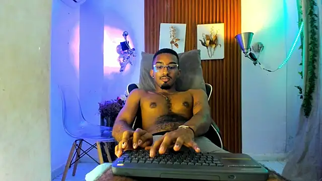 Darwin_mayo live sex cam