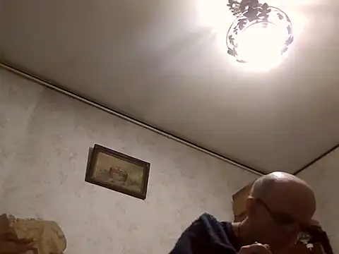 mariusica1@xh's cam snapshot