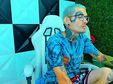 Boy_tatto77's cam snapshot