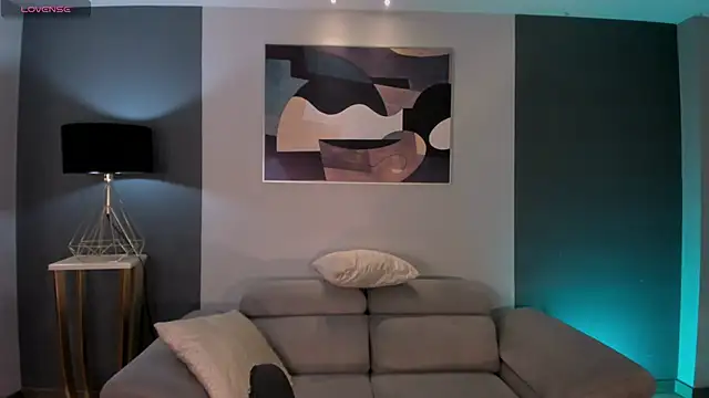 TinyAddams's cam snapshot