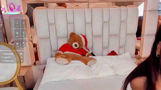 adalinarusell_'s cam snapshot