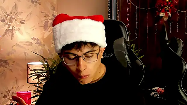 Aaron_Eze's cam snapshot