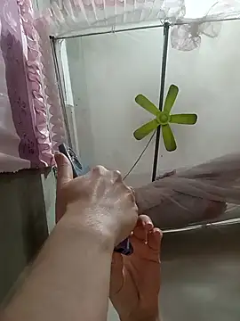 ladzy_sexy's cam snapshot