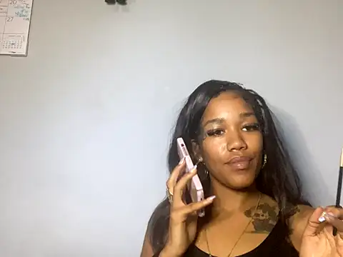 Ahlanacherae_creamz's cam snapshot