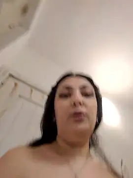 IRINA_DIAMOND's cam snapshot