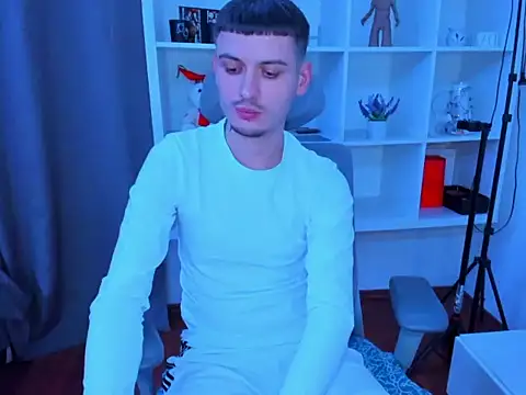 andboyfor6's cam snapshot